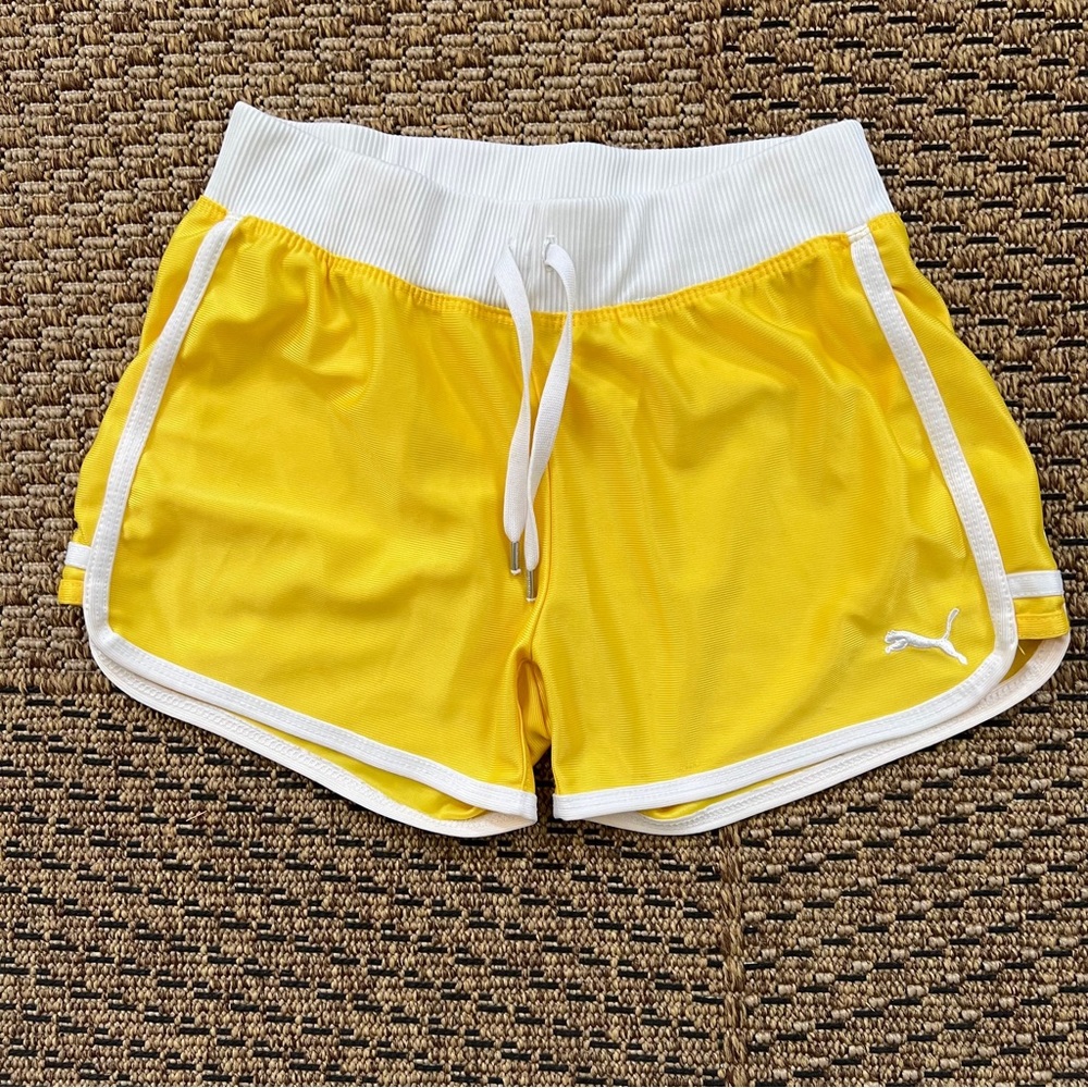 Girls Puma Running Shorts-Size